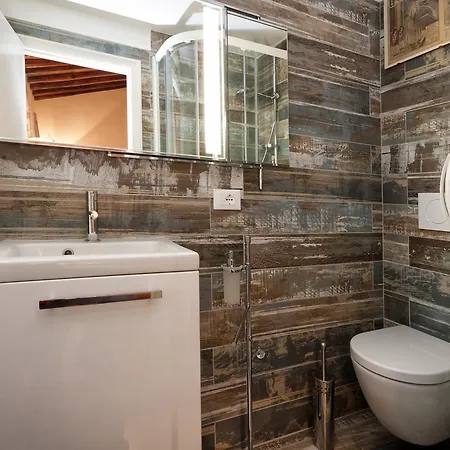 Holiday home Podere Il Lampo